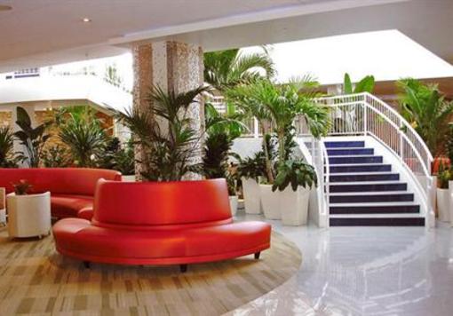 фото отеля El Tropicano Riverwalk Hotel