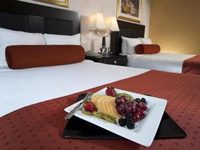 El Tropicano Riverwalk Hotel