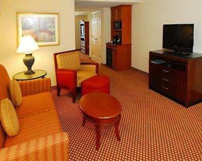 фото отеля Hilton Garden Inn Baltimore White Marsh