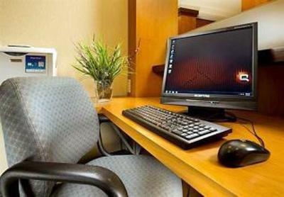 фото отеля Fairfield Inn & Suites Germantown Gaithersburg