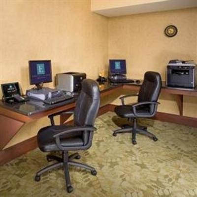 фото отеля Embassy Suites Hotel Dallas - Park Central Area