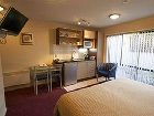 фото отеля Athena Motel & Apartments