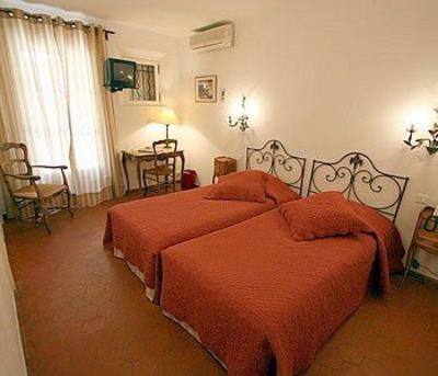 фото отеля Hotel Les Capucines