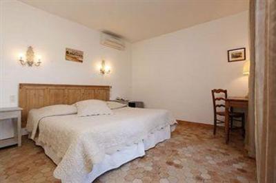 фото отеля Hotel Les Capucines