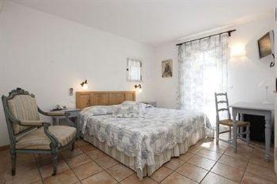 фото отеля Hotel Les Capucines