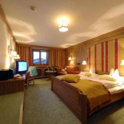 фото отеля Arlberghaus Hotel Zurs