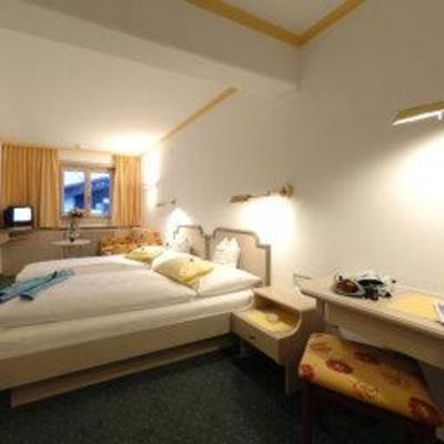 фото отеля Arlberghaus Hotel Zurs