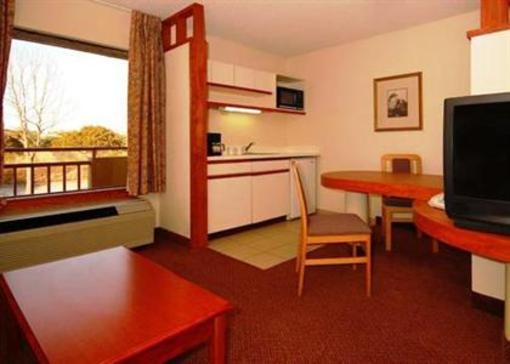 фото отеля Quality Inn & Suites Bandera Pointe San Antonio
