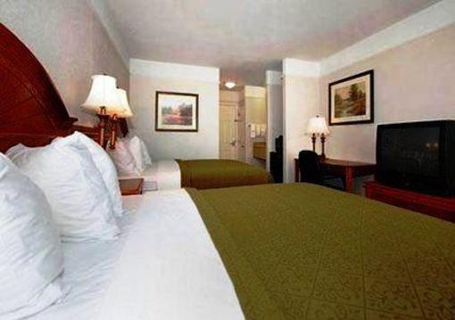 фото отеля Quality Inn & Suites Bandera Pointe San Antonio