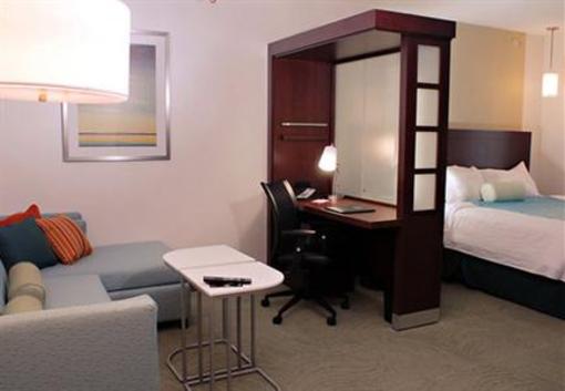 фото отеля SpringHill Suites Quakertown