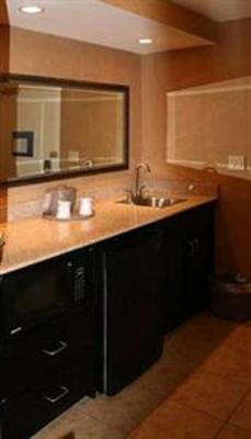 фото отеля Hampton Inn & Suites Barstow