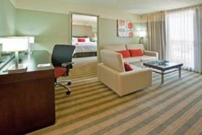 фото отеля Crowne Plaza Chicago - The Metro