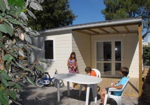 фото отеля Camping Les Pirons