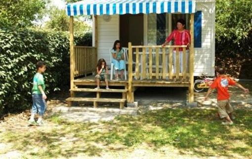фото отеля Camping Les Pirons