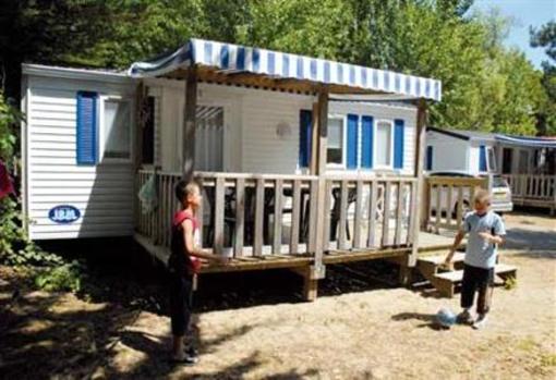 фото отеля Camping Les Pirons