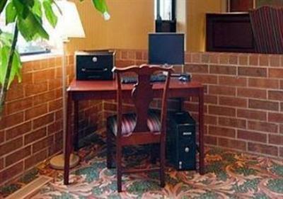 фото отеля Comfort Inn & Suites N at Pyramids