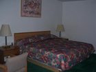 фото отеля Desert West Motel and Restaurant