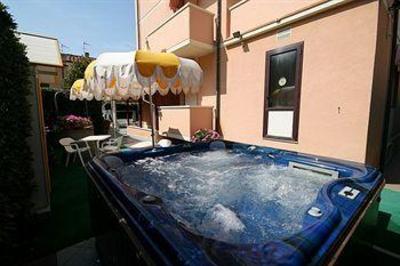 фото отеля Hotel Sileoni