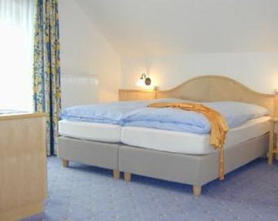 фото отеля Gasthof Alte Tanne