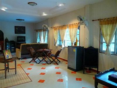 фото отеля Homestay Ban Suan Khuean
