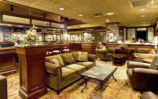 фото отеля Hilltop Hotel & Conference Center Seekonk