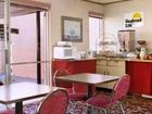 фото отеля Woodridge Inn & Suites