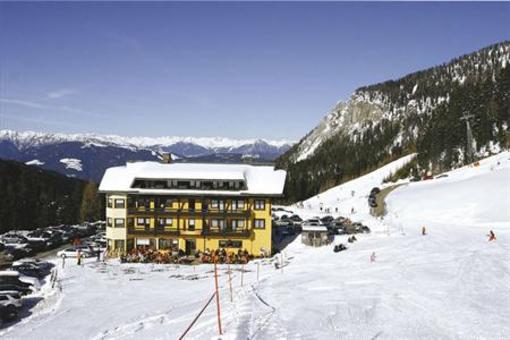 фото отеля Hotel Kaernten Nassfeld