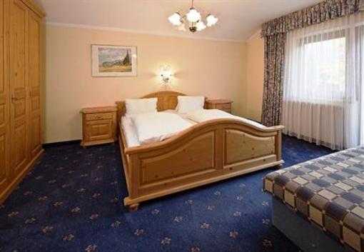 фото отеля Appartements Mair