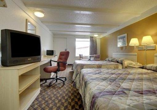фото отеля Rodeway Inn & Suites Fenton