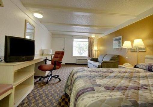 фото отеля Rodeway Inn & Suites Fenton