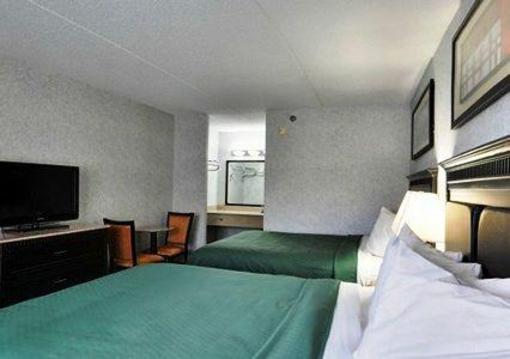 фото отеля Quality Inn & Suites Gibsonia