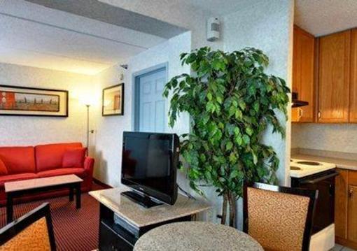 фото отеля Quality Inn & Suites Gibsonia
