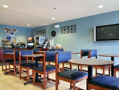 фото отеля Microtel Inn & Suites by Wyndham Gardendale