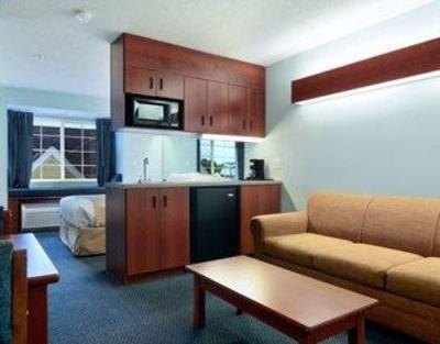 фото отеля Microtel Inn & Suites by Wyndham Gardendale