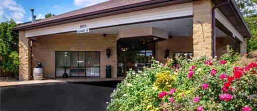 фото отеля Tradition Inn