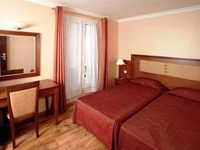 121 Hotel Paris