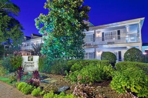 фото отеля Holiday Inn Express Fayetteville