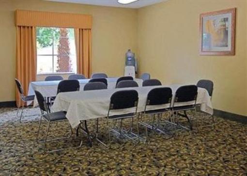 фото отеля Comfort Suites Lake Charles