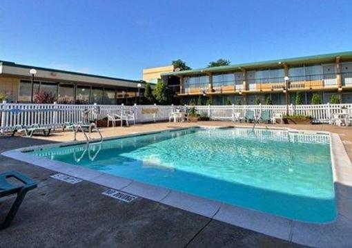 фото отеля Quality Inn Rome (New York)