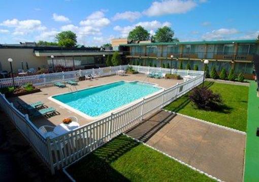 фото отеля Quality Inn Rome (New York)