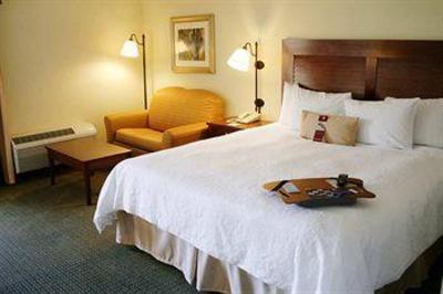 фото отеля Hampton Inn Sea World Airport San Diego