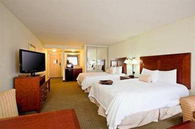 фото отеля Hampton Inn Sea World Airport San Diego