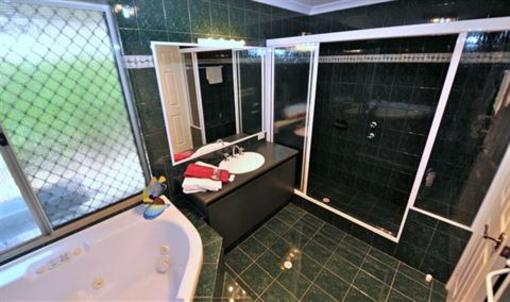 фото отеля Golfers Retreat Bed & Breakfast