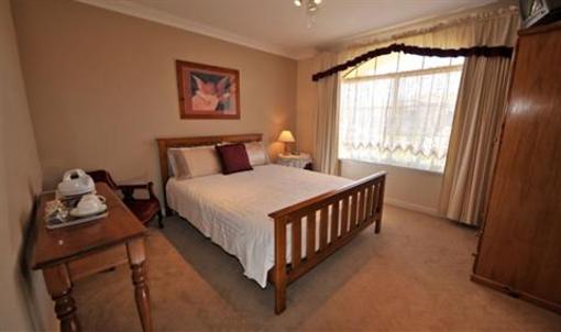 фото отеля Golfers Retreat Bed & Breakfast
