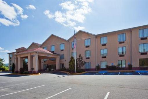 фото отеля Holiday Inn Express Hiawassee