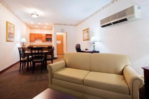 фото отеля Holiday Inn Express Hiawassee