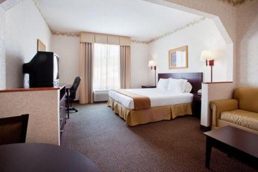 фото отеля Holiday Inn Express Hiawassee