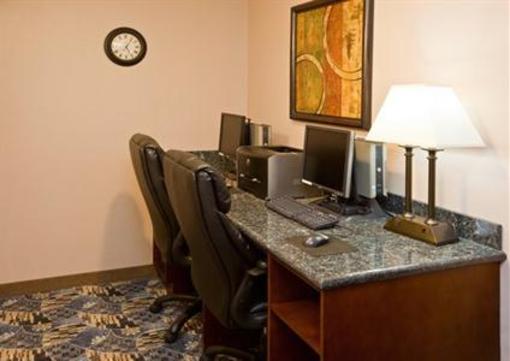 фото отеля Holiday Inn Express Bedford