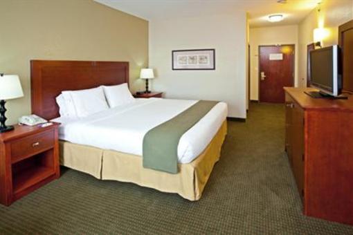 фото отеля Holiday Inn Express Bedford