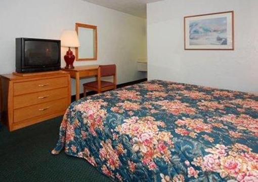фото отеля Econo Lodge University Gainesville
